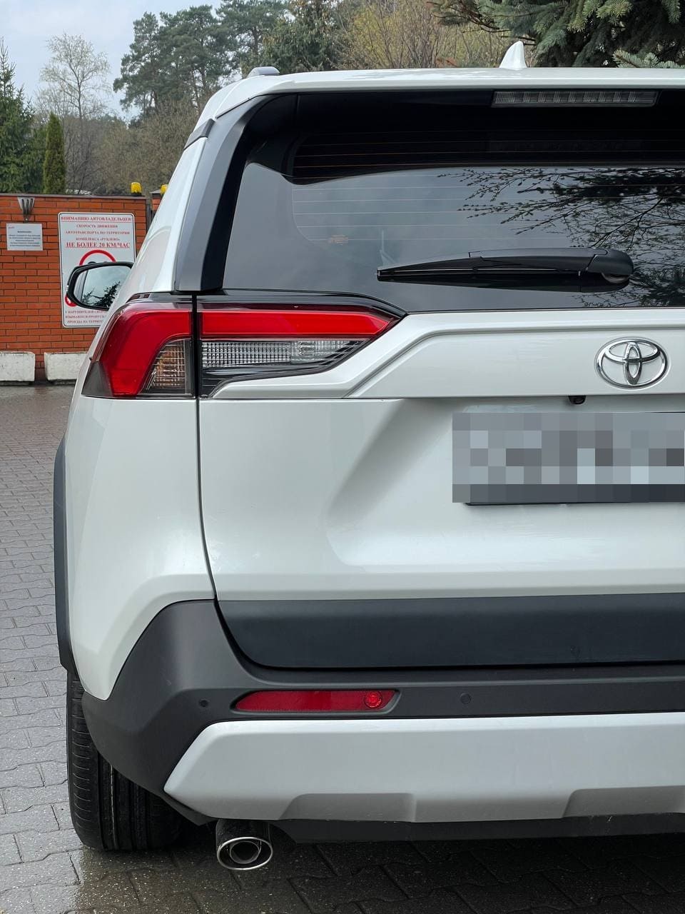 Аренда Toyota RAV4 от 8 000₽ сутки без водителя в Москве