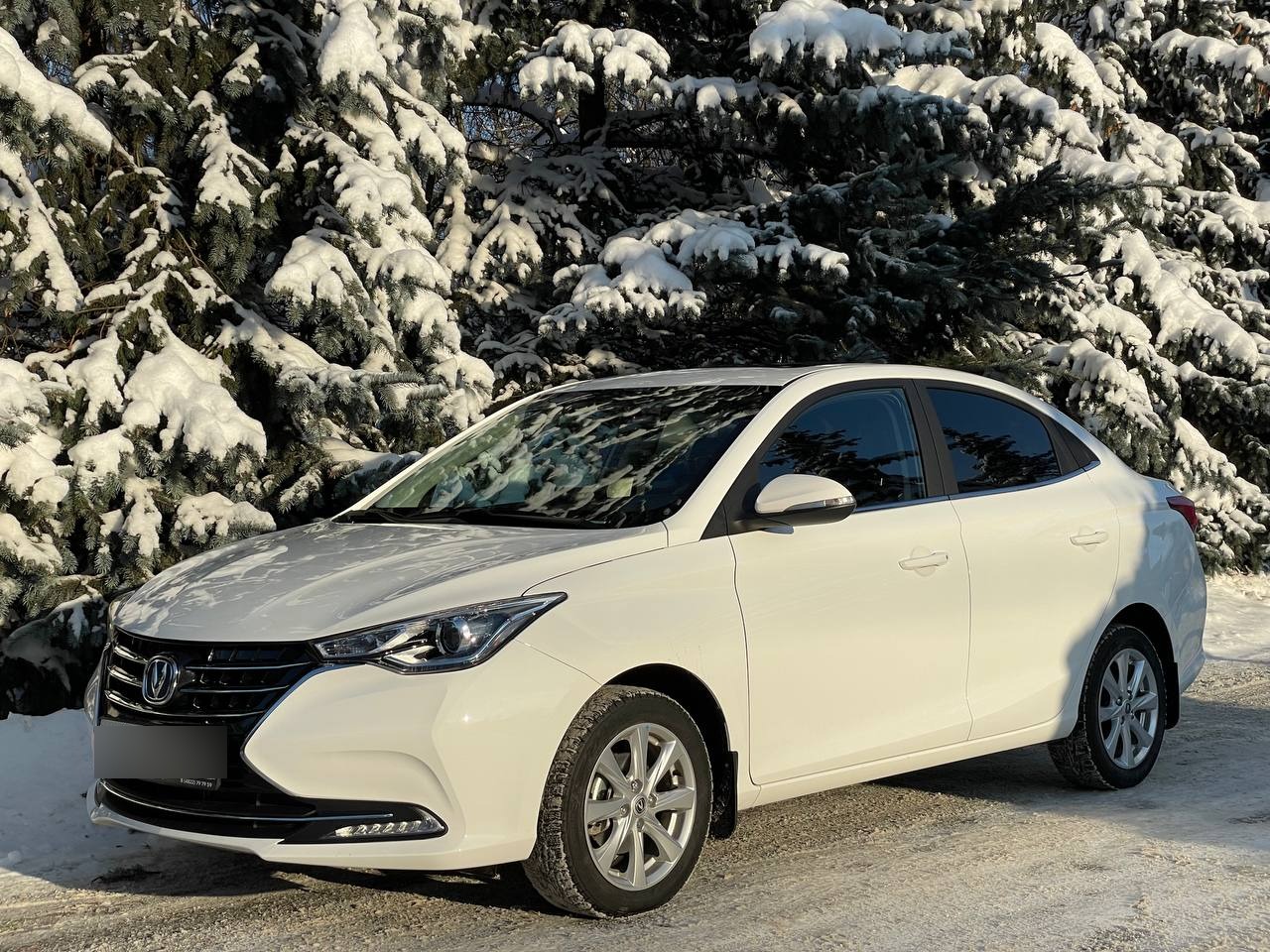 Аренда Changan Alsvin без залога в Москве от 2 700₽ сутки